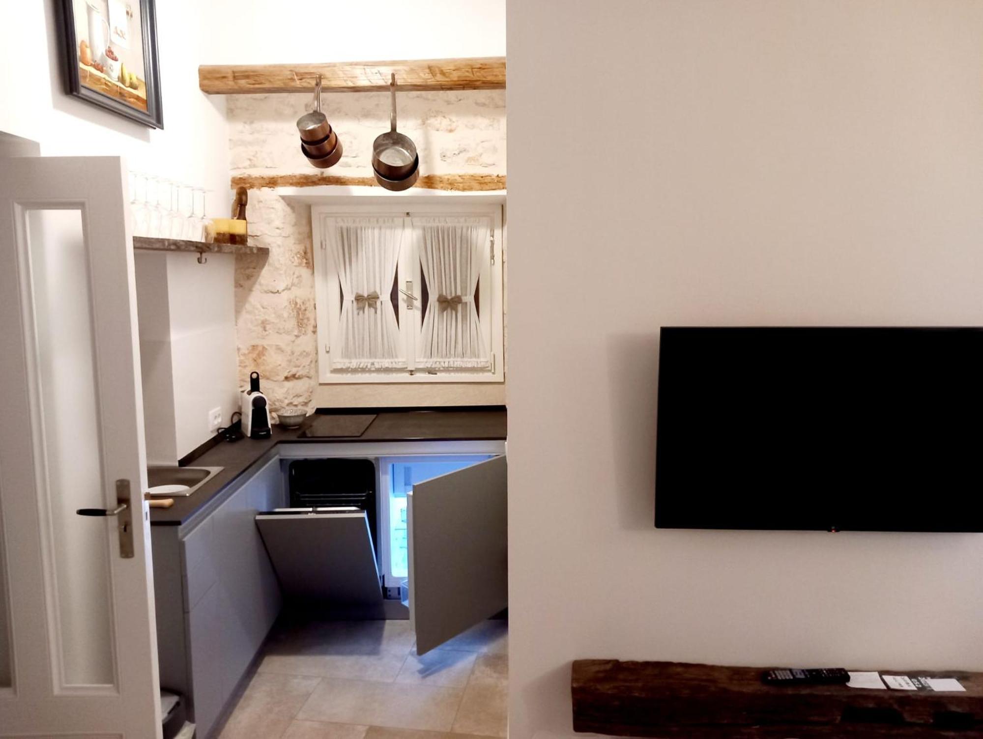 Apartmani Ulika Bale Bilik gambar